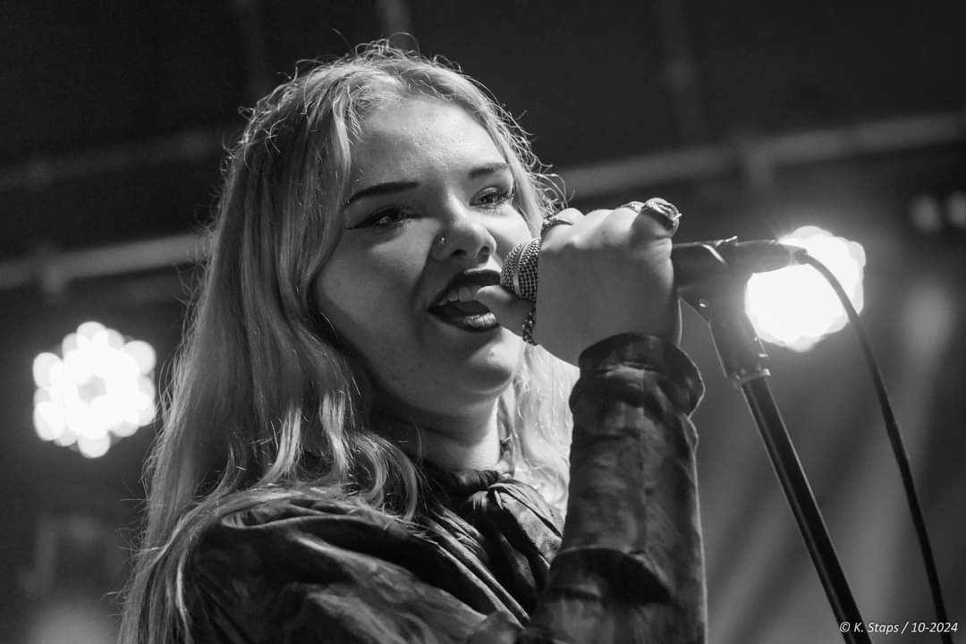 Farah Lintelo zingt